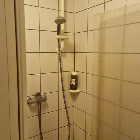 2x Einzelbetten - Gaestezimmer - 11min Von Giessen Zentrum 8,4km In Aparthotel
