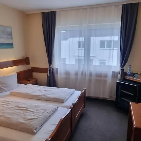 2x Einzelbetten - Gaestezimmer - 11min Von Giessen Zentrum 8,4km In 3*