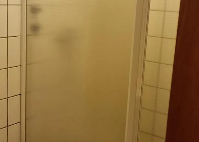 2x Einzelbetten - Gaestezimmer - 11min Von Giessen Zentrum 8,4km In 3* Fernwald