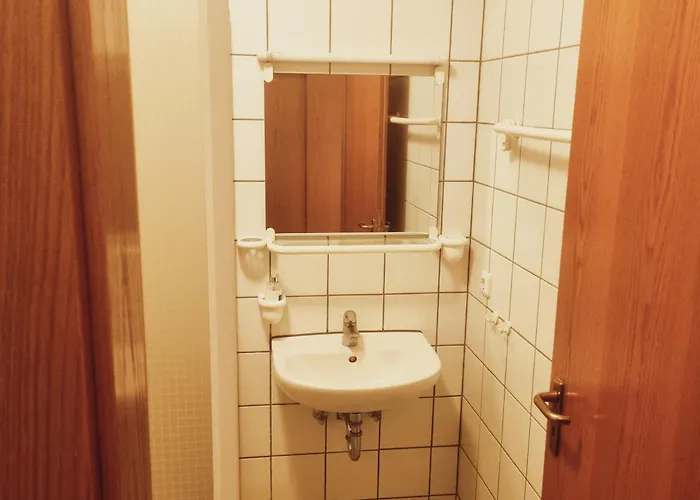 2x Einzelbetten - Gaestezimmer - 11min Von Giessen Zentrum 8,4km In 3*