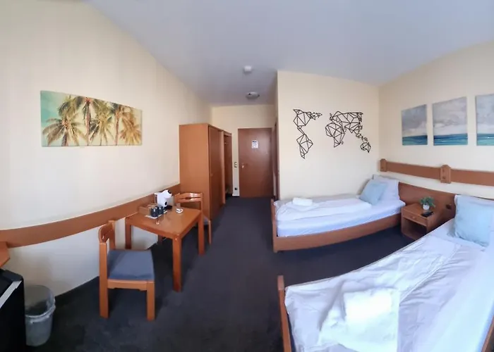 2x Einzelbetten - Gaestezimmer - 11min Von Giessen Zentrum 8,4km In 3*