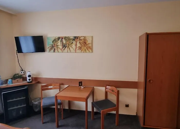 2x Einzelbetten - Gaestezimmer - 11min Von Giessen Zentrum 8,4km In 3* Fernwald